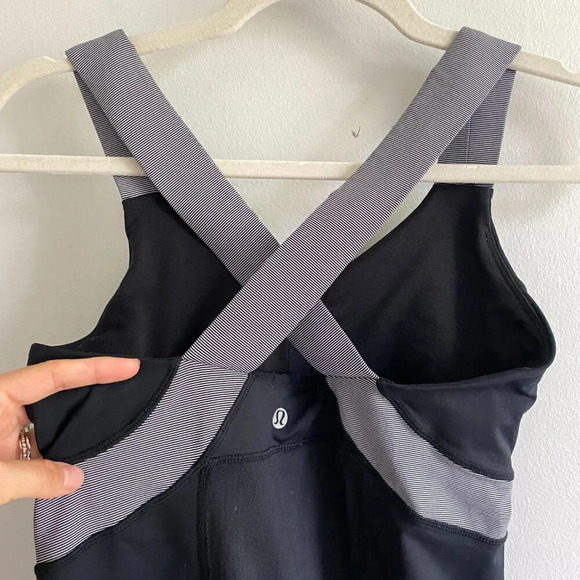 LULULEMON Vintage Black and Gray Push Your Limits Striped Tank Size 6 - Picture 6 of 11